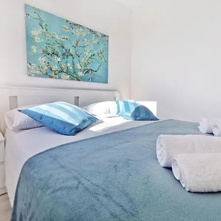 Komfortable In Ruhigem Dorf Apartment *